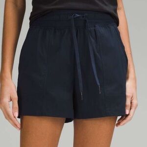 NWOT Lululemon Dance Studio High-Rise Shorts 3.5” True Navy